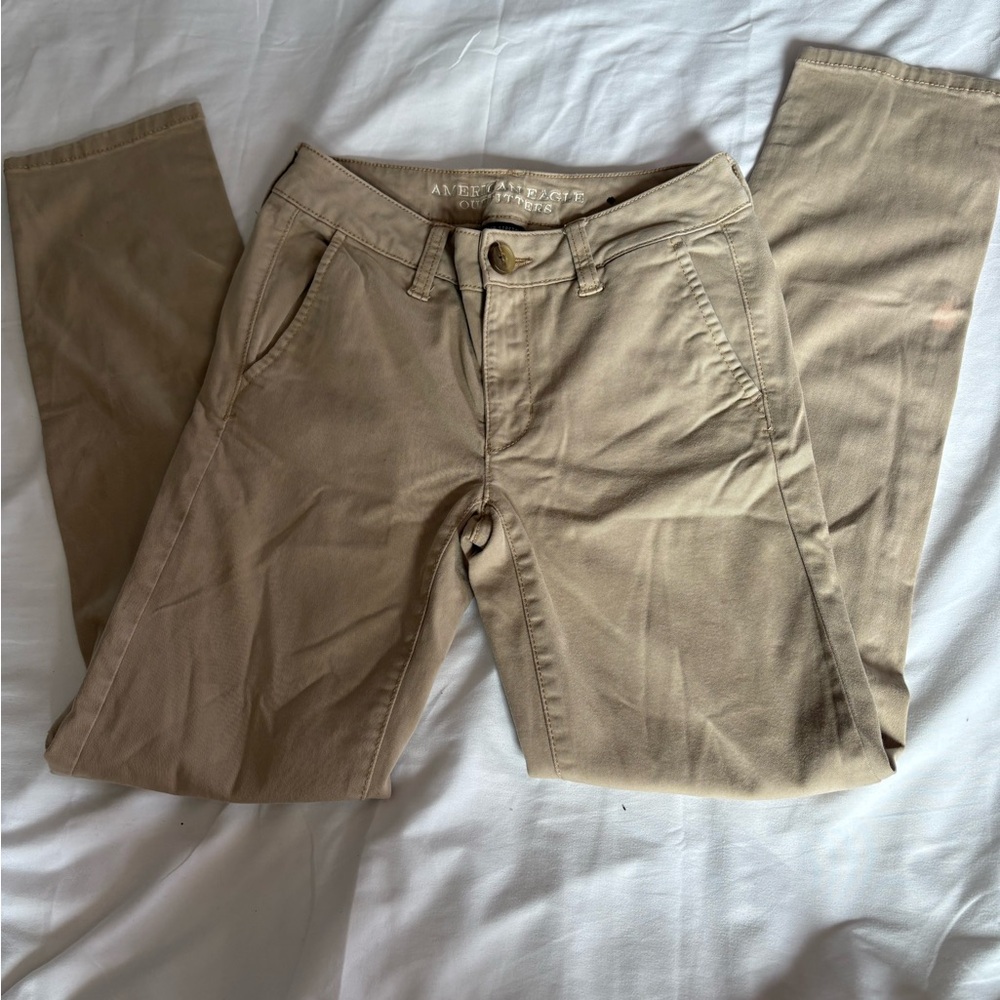 Skinny American Eagle khaki pants